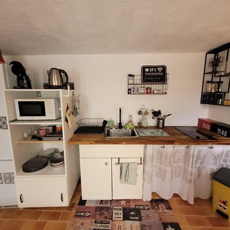 شقة Superbe Studio Proches Toutes Commodites Place Du Marche De St Roch نيس المظهر الخارجي الصورة